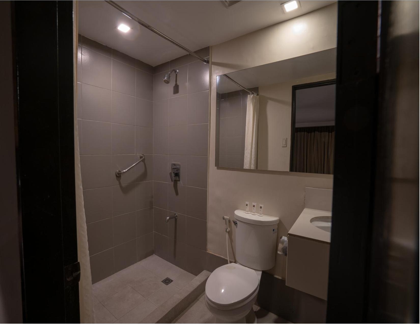 Gt Hotel Jaro Iloilo Zewnętrze zdjęcie